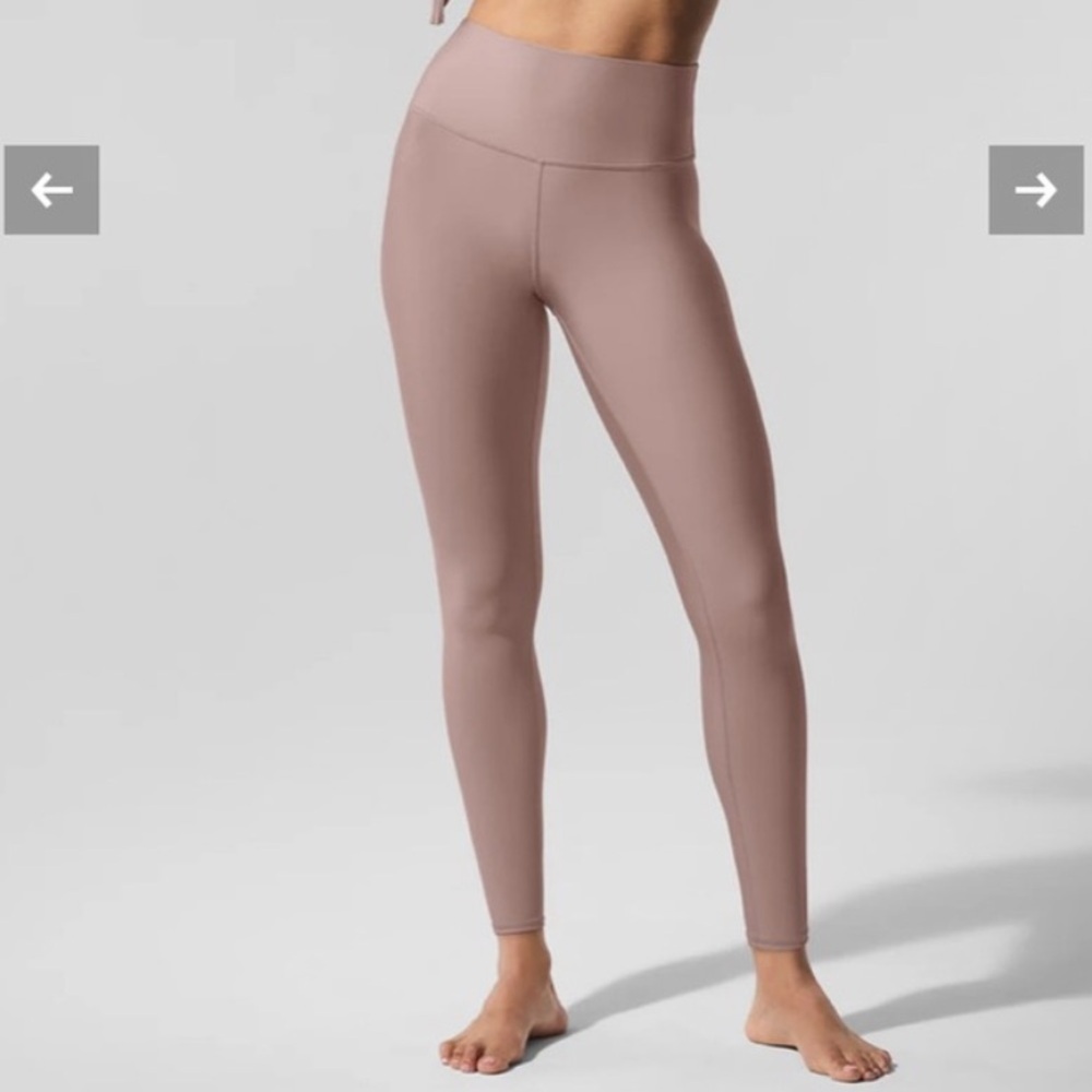 Alo 7/8 High-Waist Airlift Leggings Taupe - Size M